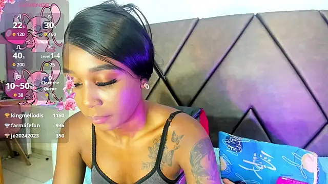 PenelopeGuzman__ webcam