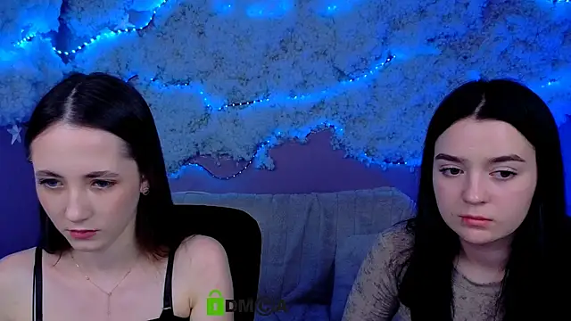 monica_xcx webcam