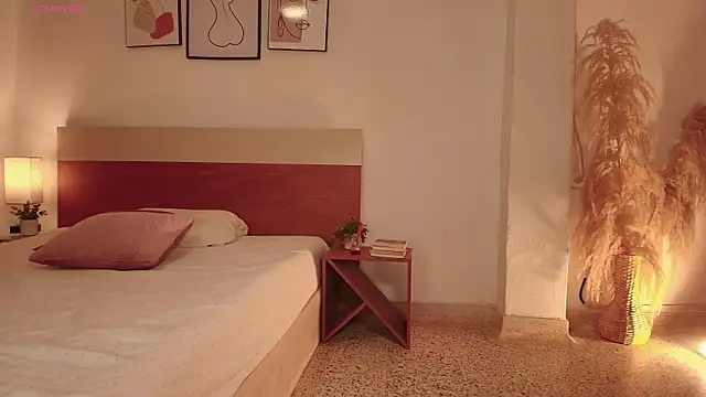 Meganlux1 webcam