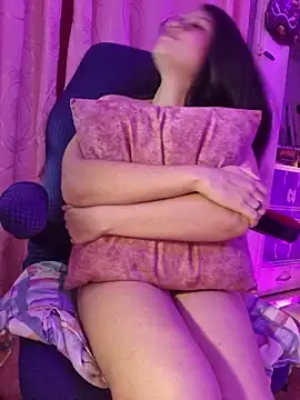 Yorumakie_777 webcam