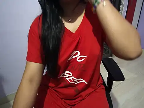 BabyNaina webcam