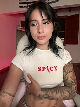 Ale_Lewis webcam