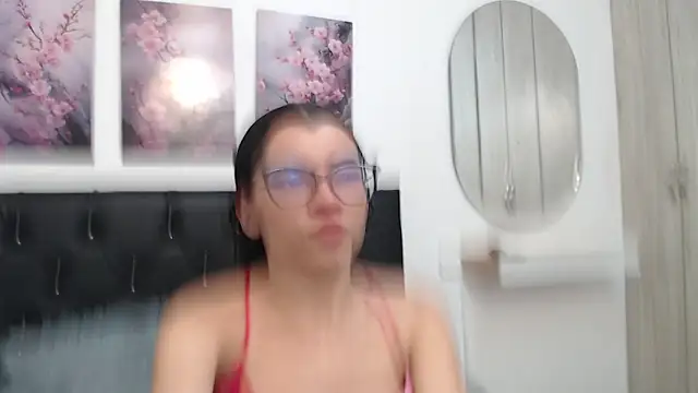 pinky_f00x webcam