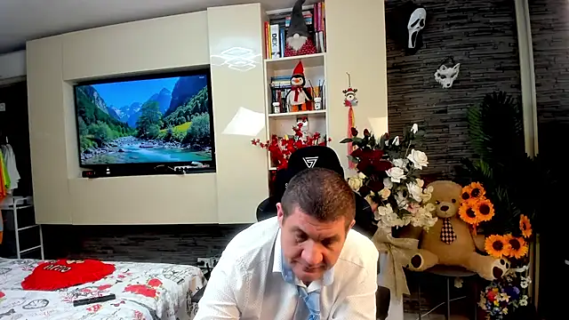 SpartacusDaddy48 webcam