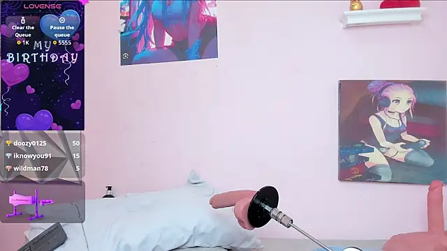 mia_gold_ webcam