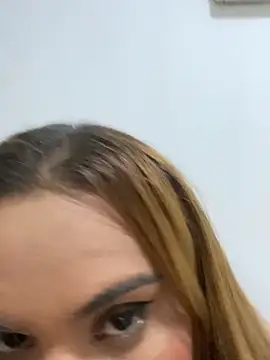 Jullyanaximeness webcam