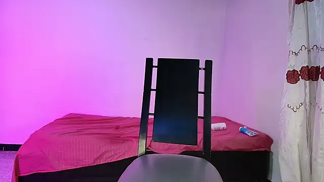 Nikki__uwu webcam