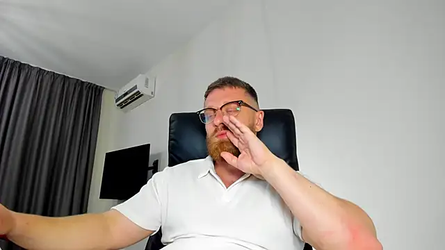 Findom_guy webcam
