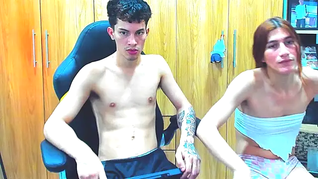Pride_couple webcam