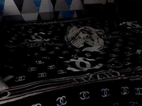 Trish_CurveCock webcam