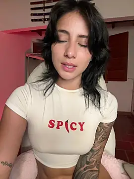 Ale_Lewis webcam