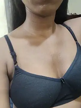 Simran_0011 webcam
