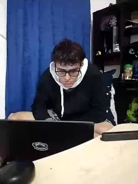 AoA-BoyStudent webcam