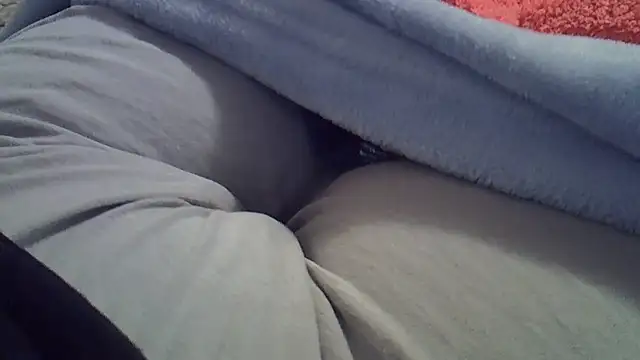 perescam - Perescam's free webcam - UK Sex Cams