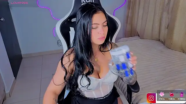 Victoryyy_ webcam