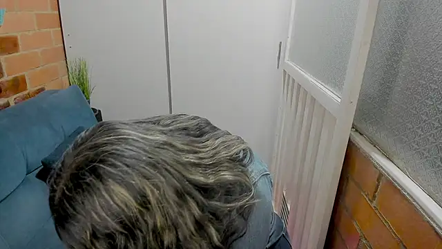 Penelope47 webcam