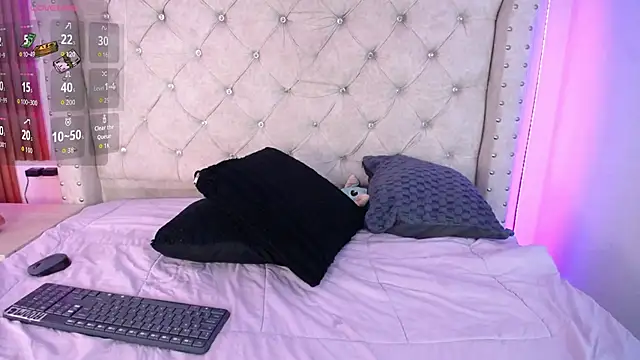 Elizabeth_Evans1 webcam