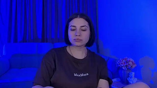 AdrianaToress webcam