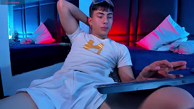 EthanSantori webcam