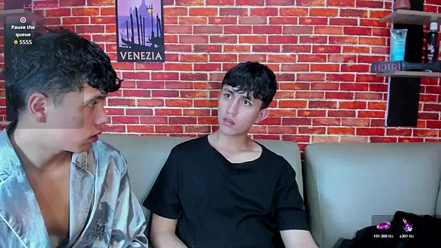 Hoot_boyss_ webcam