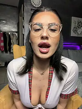 SelenaRhoades webcam