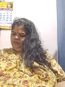 tamilthanushri (F milf) - Boobs flash