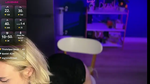 mari_grey webcam