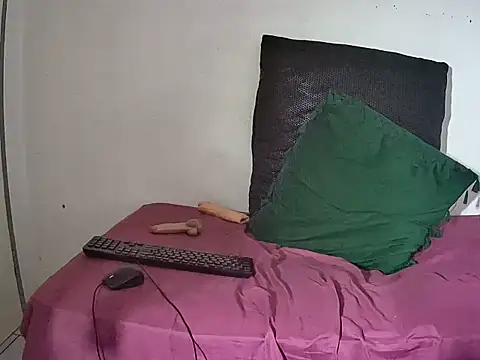 CandyHipsxx4 webcam