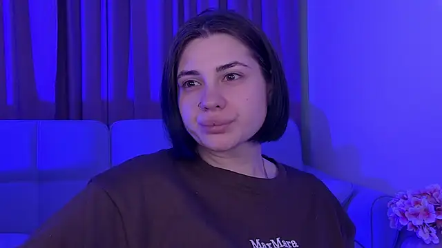 AdrianaToress webcam