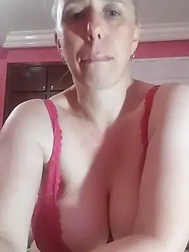 Adinashow12 webcam