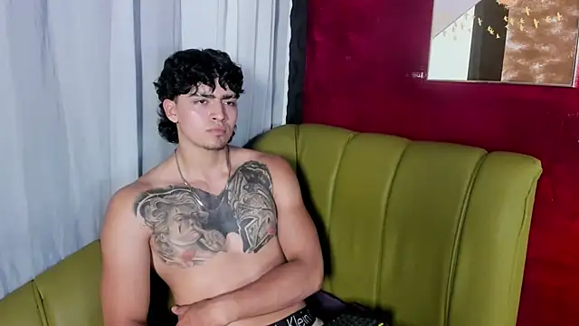 elliot_colton webcam