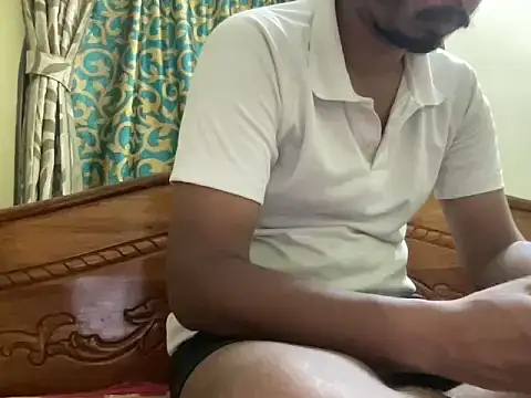 Slave_Aryan webcam