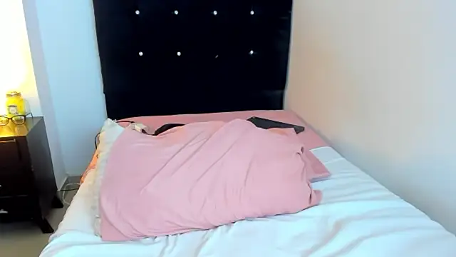 kathyajhonss webcam