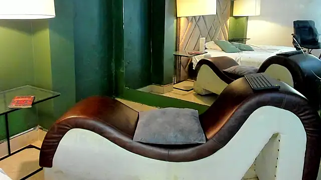 Rache_Roth webcam