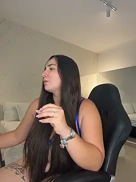 ava_blue webcam