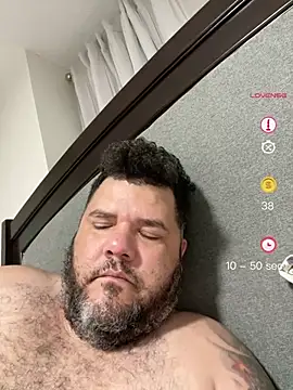 HotDominicanCum webcam