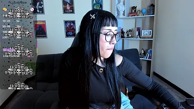 Ravenelle_ webcam