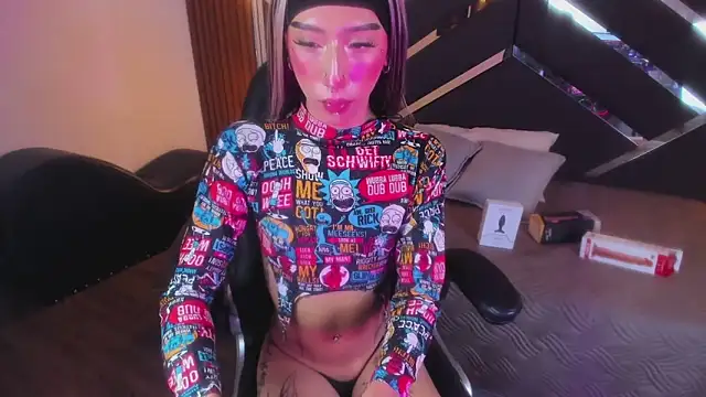 Kittie_Vixen webcam