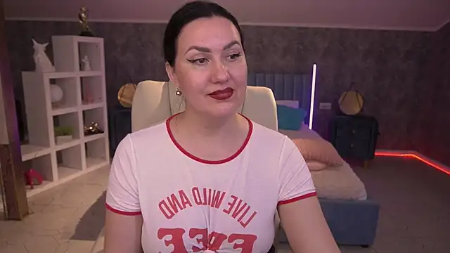 VelvetLuck webcam