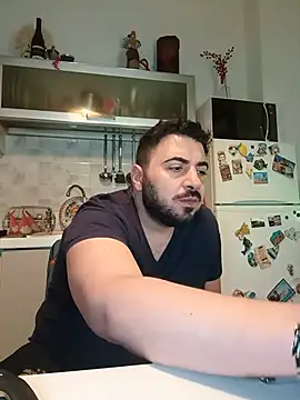 bear_skinny webcam