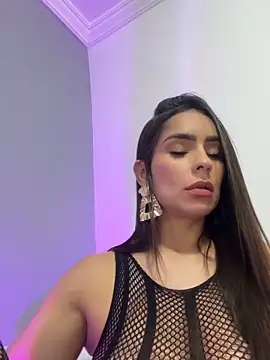 Mau_White webcam