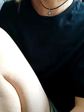 Aashikalaa webcam