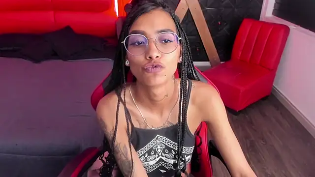 KarlaSlutSkinny__ webcam