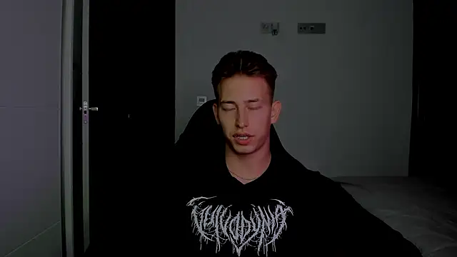 find0m_master webcam