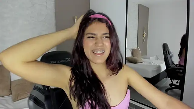 cristin_collins webcam