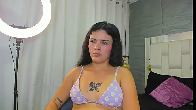 Lia__Kalifa webcam