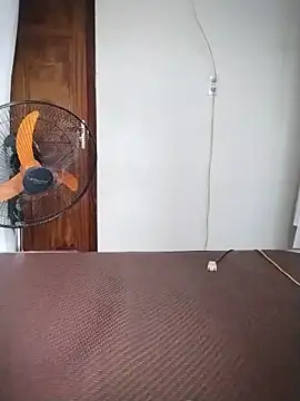Squirt107 webcam