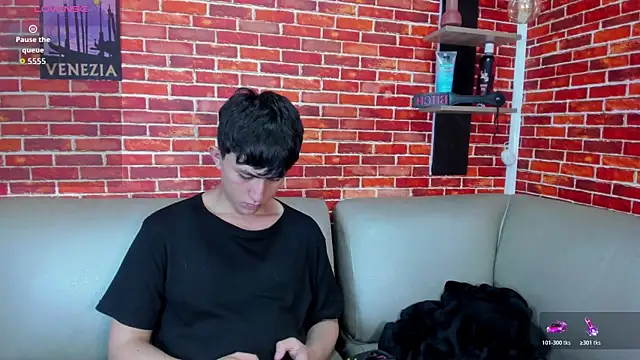 Hoot_boyss_ webcam