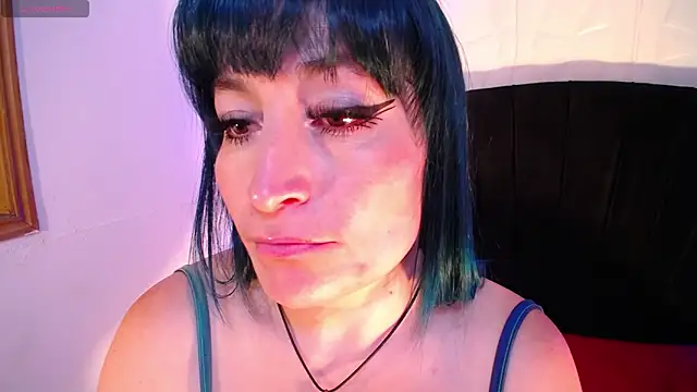 alicia_moom webcam