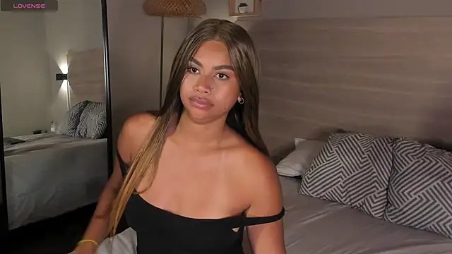 nayah__ webcam